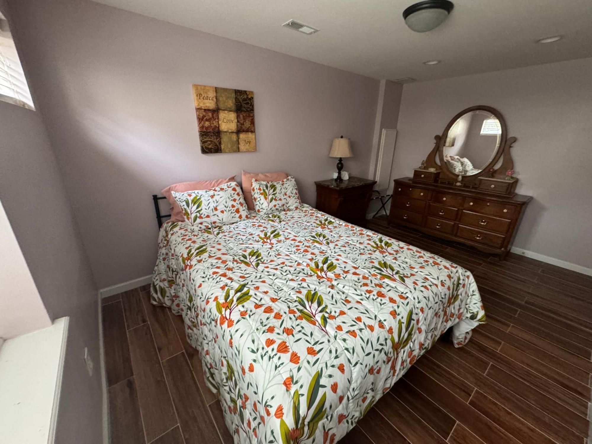 Fenton Oasis Apartment ภายนอก รูปภาพ